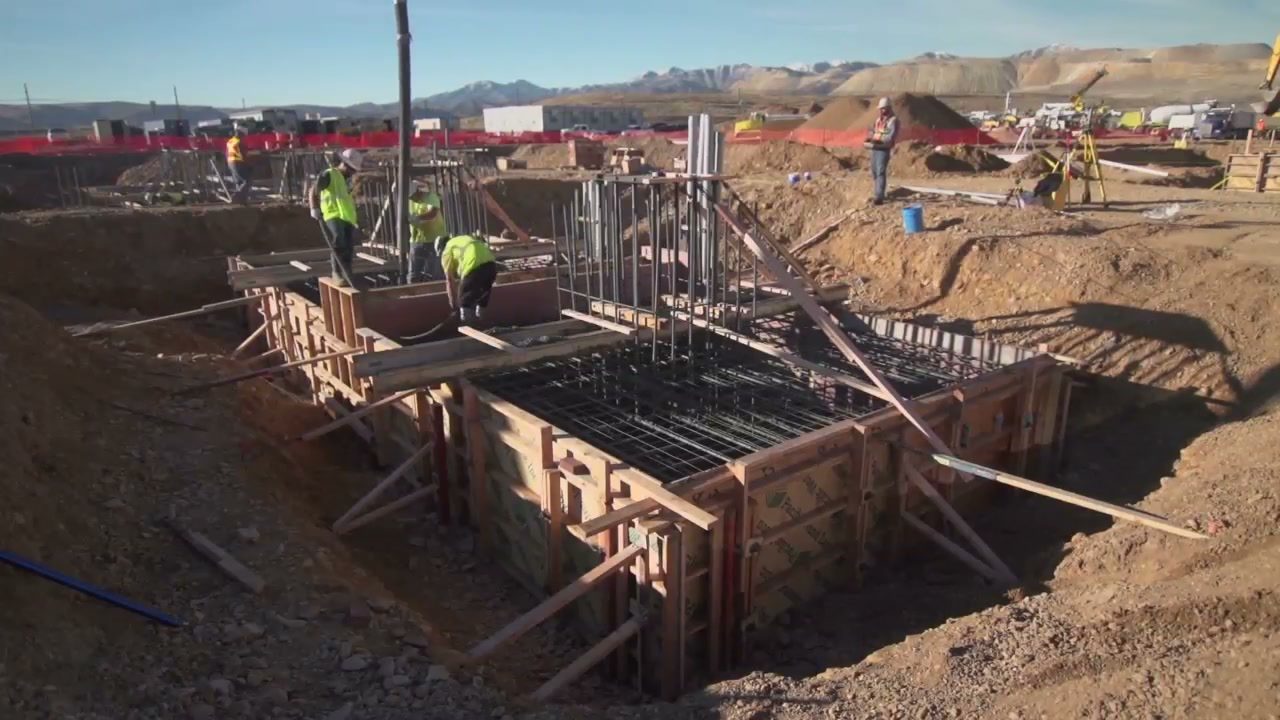Crew setting rebar at eBay's Salt Lake City data center site